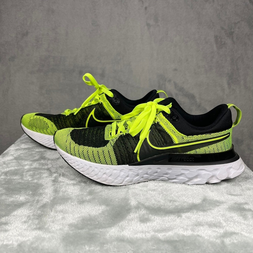 Nike React Infinity Run Flyknit Men Size 9.5 Volt Black Sneakers CD4371-700